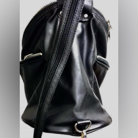 UNIF Namesake Pack excellent condition - Very RARE - Vegan - now trending - Picture 3 of 7